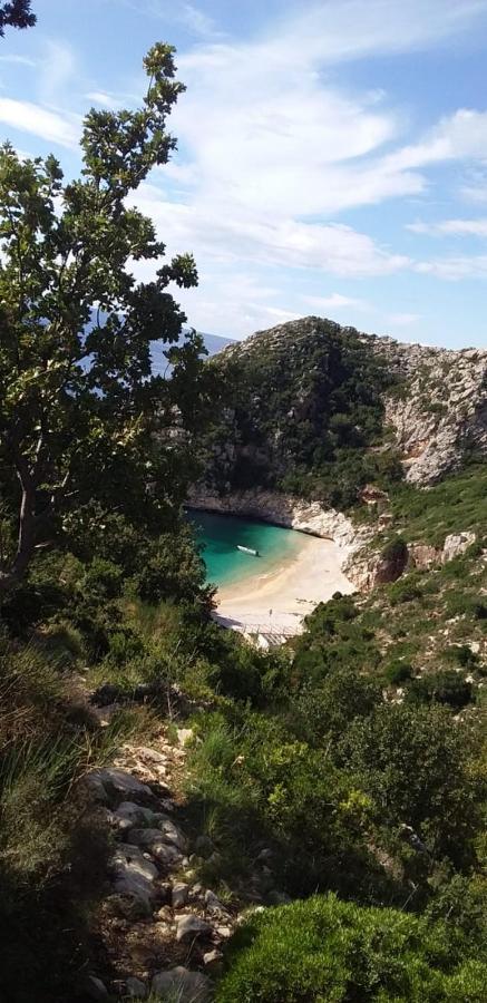 Villa Fredi Orikum Esterno foto