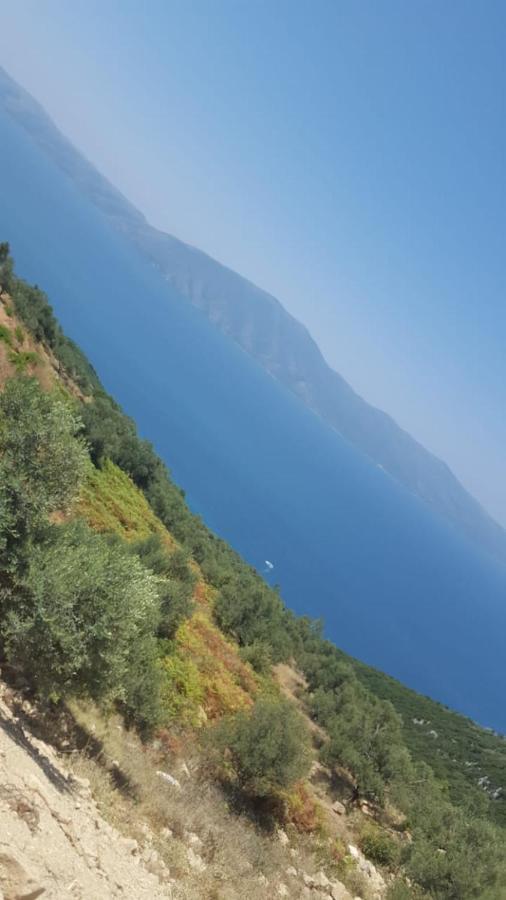Villa Fredi Orikum Esterno foto