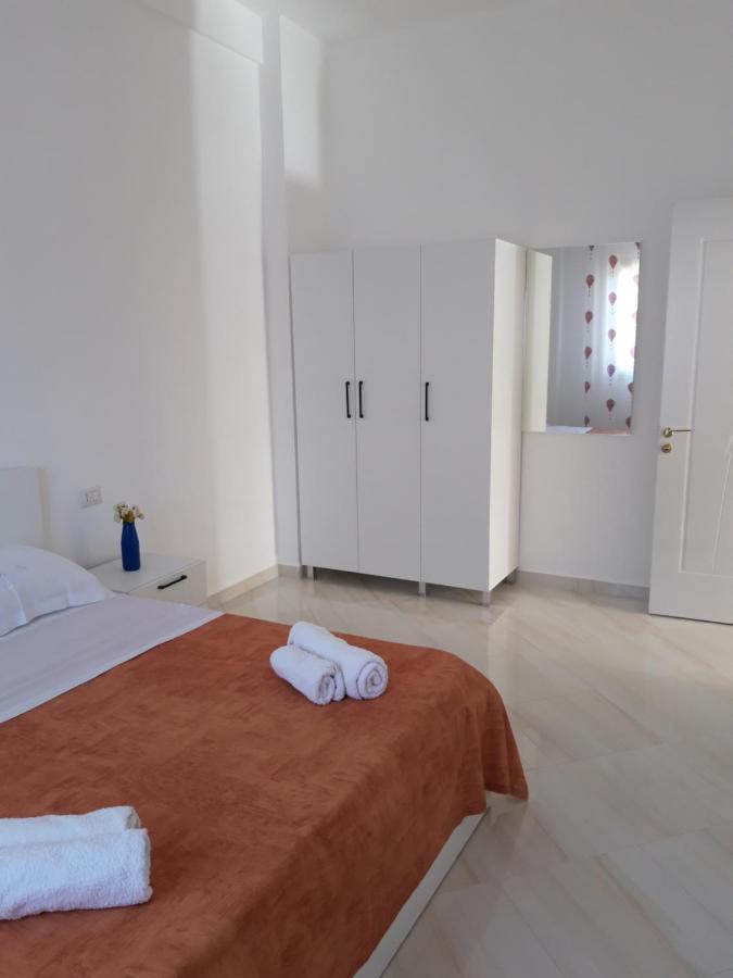 Villa Fredi Orikum Esterno foto